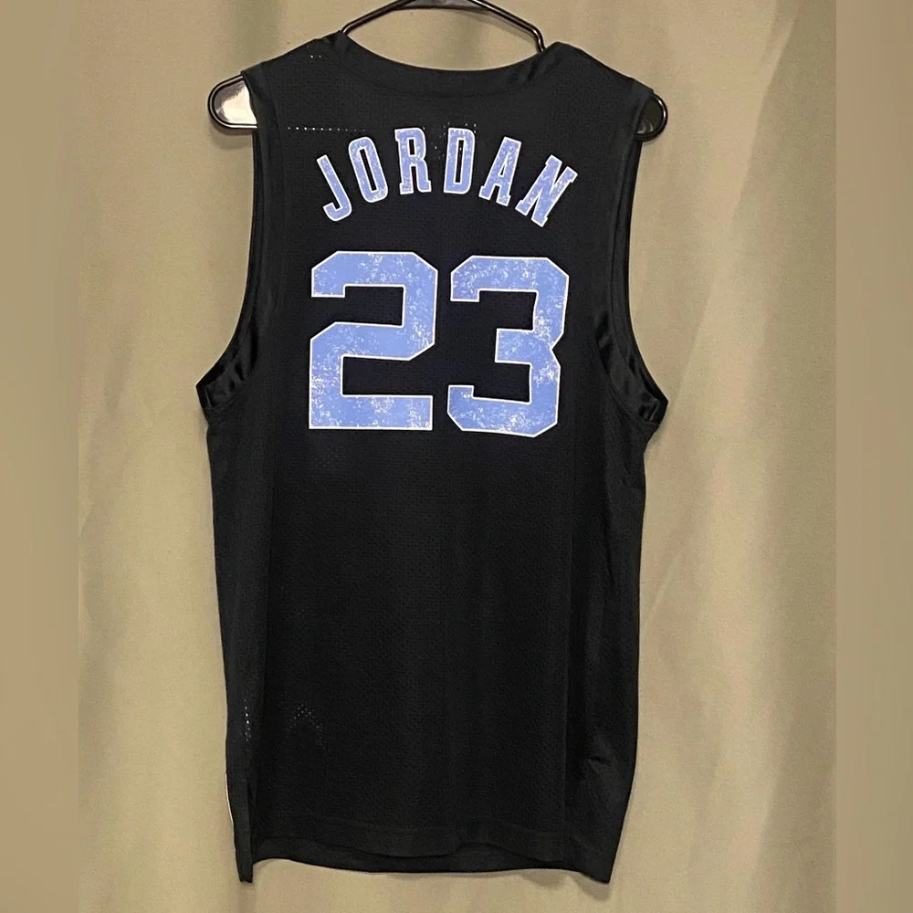 Nike Jordan DNA Distorted Basketball Jersey Black Red Carolina Blue Men's M